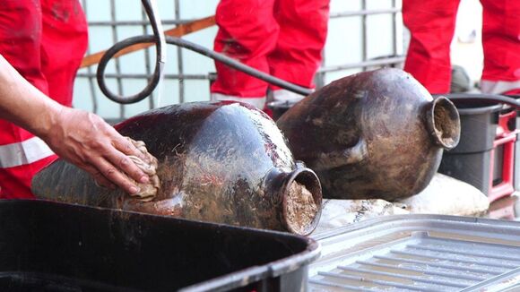Amphorae documented on the seabed from an ancient deep-sea shipwreck